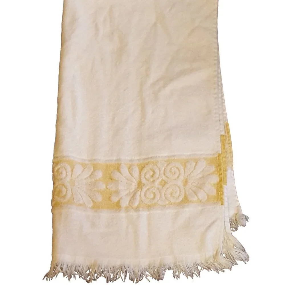 Vintage Cannon Monticello 1 Bath Towel Cream Yellow Sculpted 43x21
